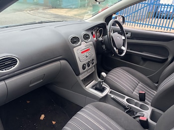 Used Ford Focus 2009 for sale - 76971200: Photo