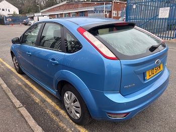 Used Ford Focus 2009 for sale - 76971200: Photo