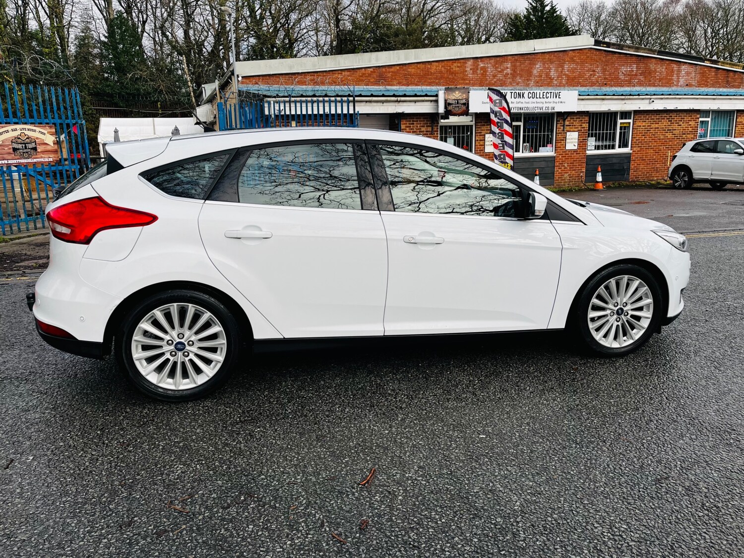 Used Ford Focus for sale - 77301397: Photo 8