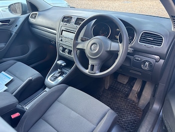 Used Volkswagen Golf 2010 for sale - 78865500: Photo