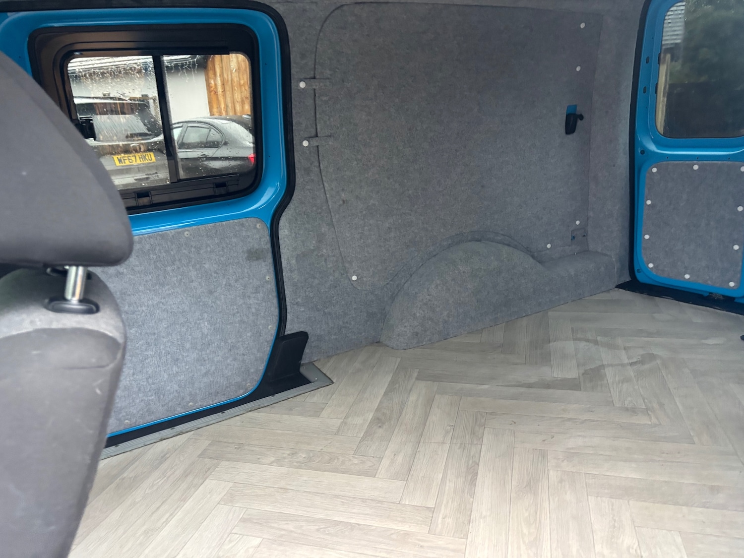 Used Volkswagen Caddy Maxi 2016 for sale - 76877996: Photo 3