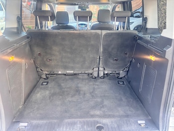 Used Ford Tourneo Connect 2015 for sale - 75765714: Photo
