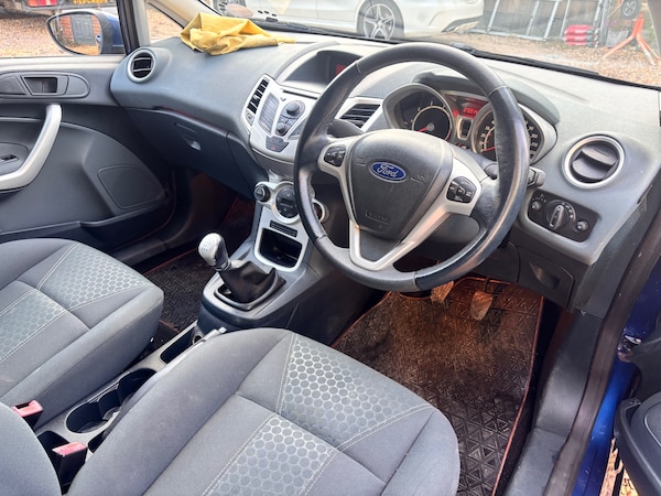 Used Ford Fiesta 2009 for sale - 75638238: Photo 4