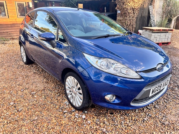 Used Ford Fiesta 2009 for sale - 75638238: Photo 5