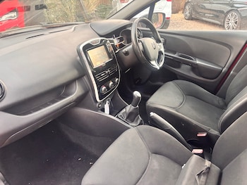 Used Renault Clio 2015 for sale - 75644458: Photo