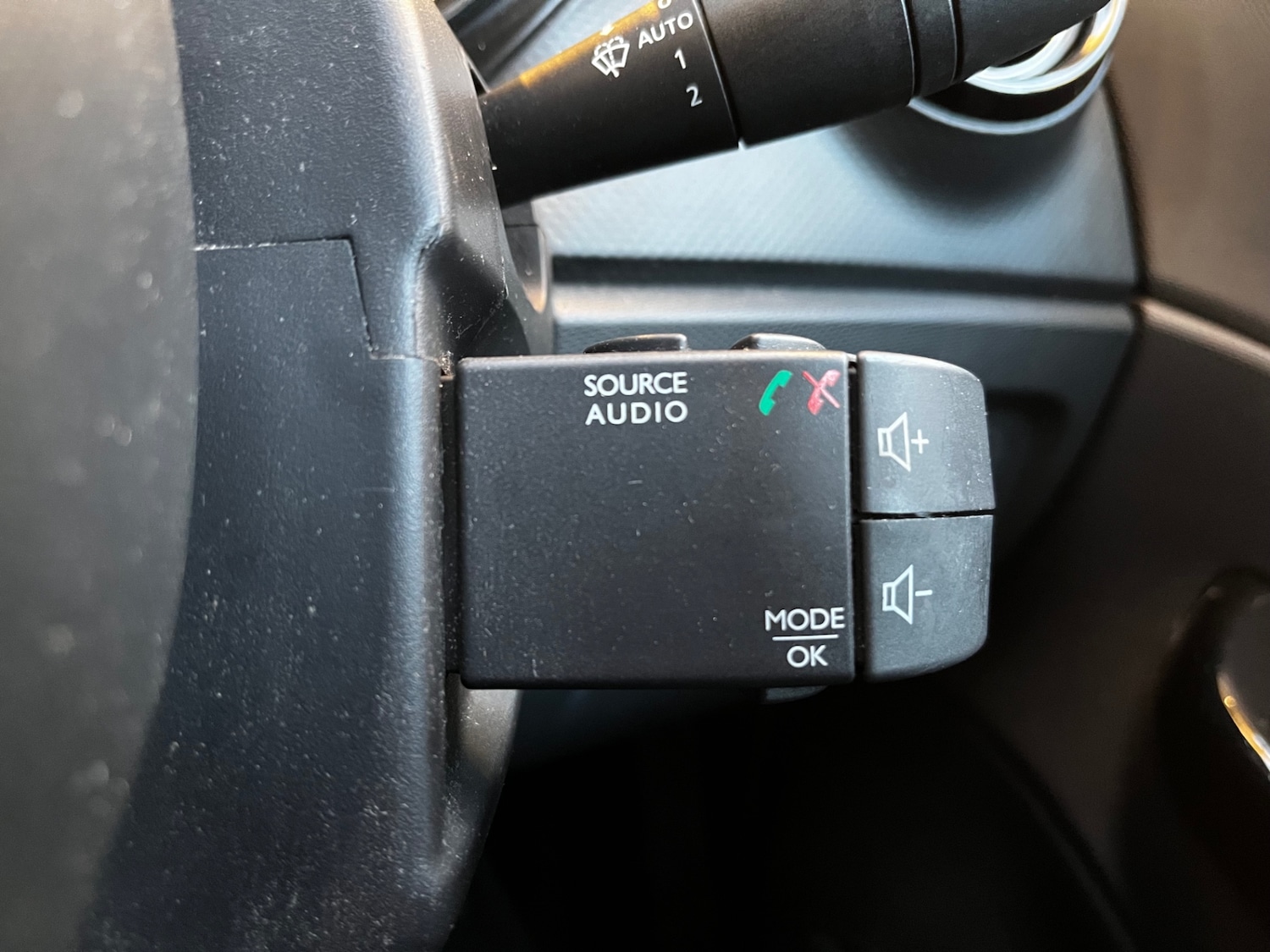 Used Renault Captur 2014 for sale - 76611096: Photo 12