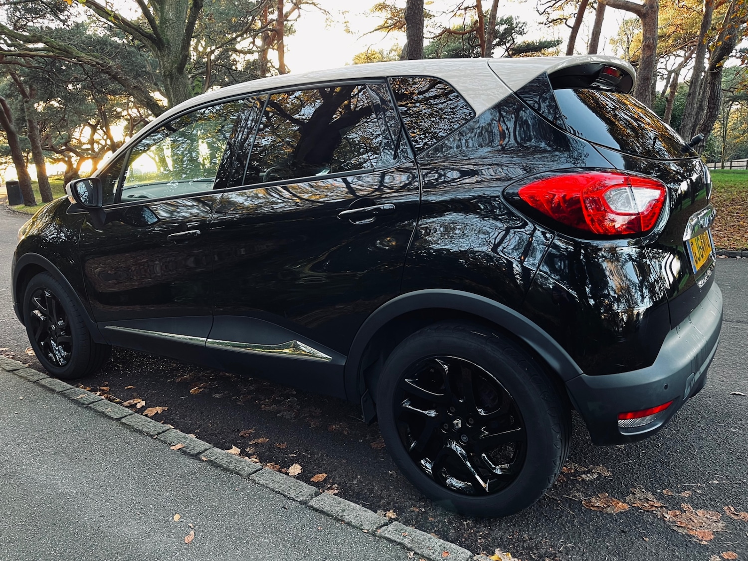 Used Renault Captur 2014 for sale - 76611096: Photo 4