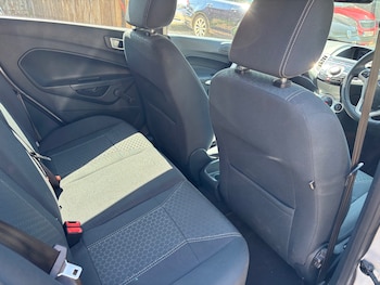 Used Ford Fiesta 2012 for sale - 79111084: Photo