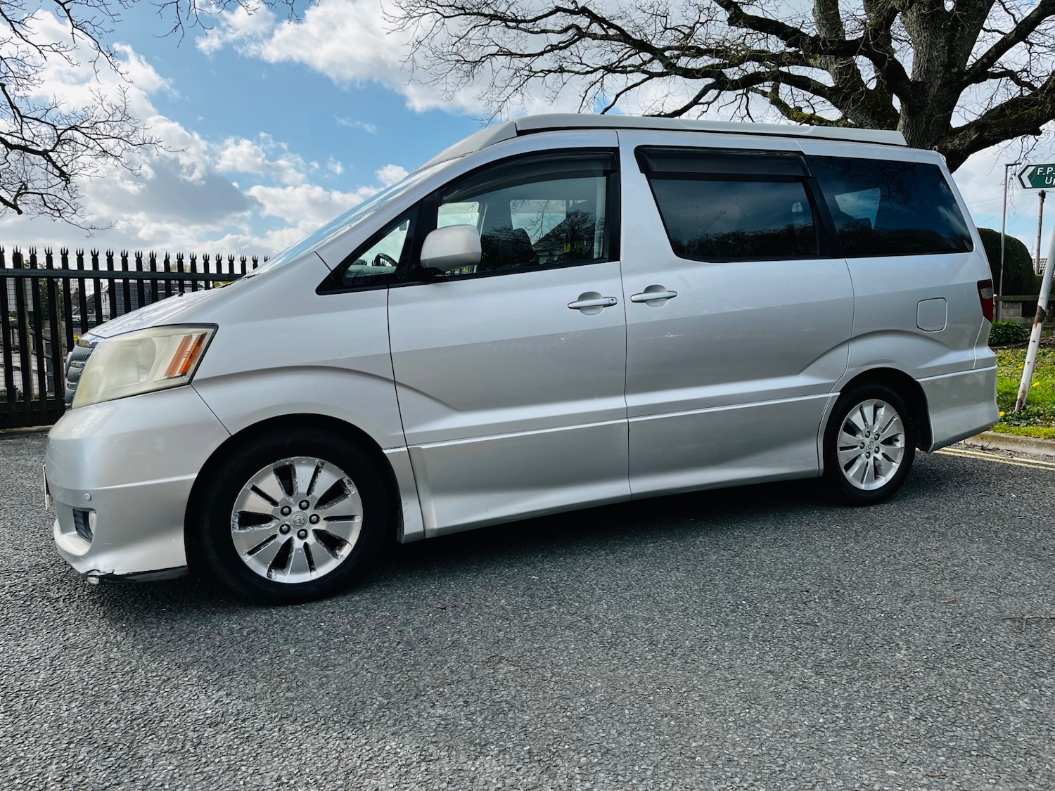 Used Toyota Alphard 2015 for sale - 78014388: Photo 2
