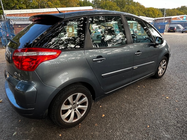 Used Citroen C4 Picasso 2008 for sale - 76220513: Photo 5
