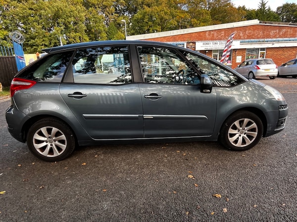 Used Citroen C4 Picasso 2008 for sale - 76220513: Photo 6
