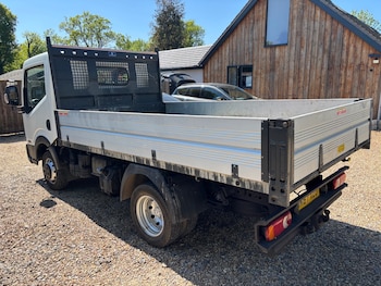 Used Nissan Cabstar 2017 for sale - 78390807: Photo