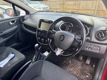 Used Renault Clio 2015 for sale - 78243182: Photo