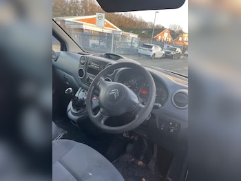 Used Citroen Berlingo 2014 for sale - 76921540: Photo