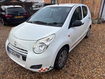 2013 (13) - 1.0 SZ 5dr