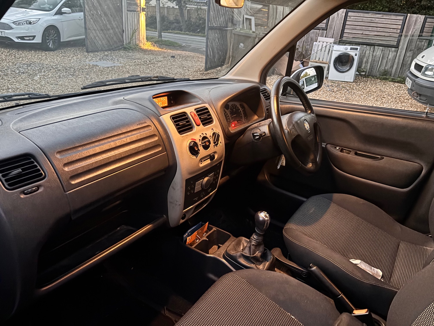 Used Vauxhall Agila 2006 for sale - 75881834: Photo 2