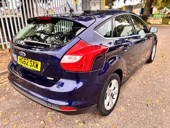 Used Ford Focus 2012 for sale - 76237376: Photo 3