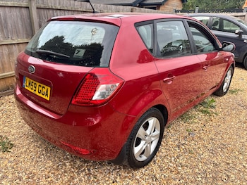 Used Kia Ceed 2009 for sale - 79545496: Photo
