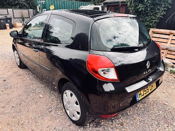 Used Renault Clio 2009 for sale - 75271875: Photo