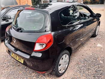 Used Renault Clio 2009 for sale - 75271875: Photo