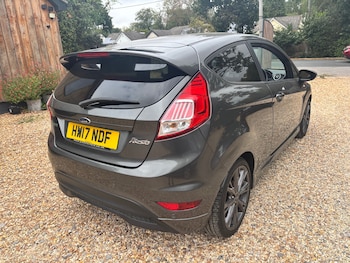 Used Ford Fiesta 2017 for sale - 79545571: Photo