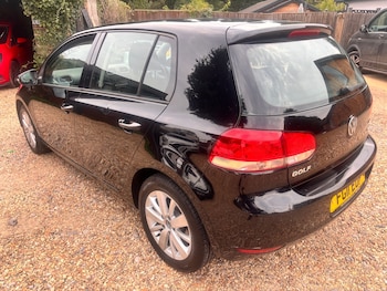 Used Volkswagen Golf 2011 for sale - 75631434: Photo