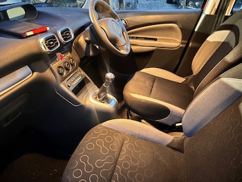 Used Citroen C3 Picasso 2009 for sale - 75881813: Photo