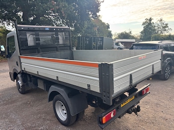 Used Nissan Cabstar 2015 for sale - 79614336: Photo