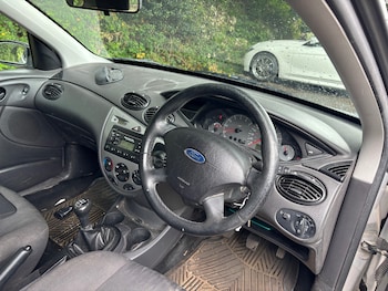 Used Ford Focus 2004 for sale - 78794185: Photo