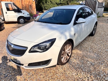 2016 (16) - 1.8i VVT SRi Nav 5dr