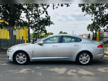Used Jaguar XF 2015 for sale - 79273327: Photo