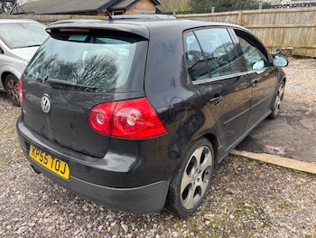 Used Volkswagen Golf 2005 for sale - 77649836: Photo