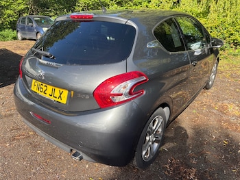 Used Peugeot 208 2012 for sale - 78671777: Photo