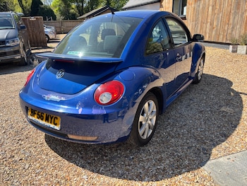 Used Volkswagen Beetle 2006 for sale - 78390918: Photo