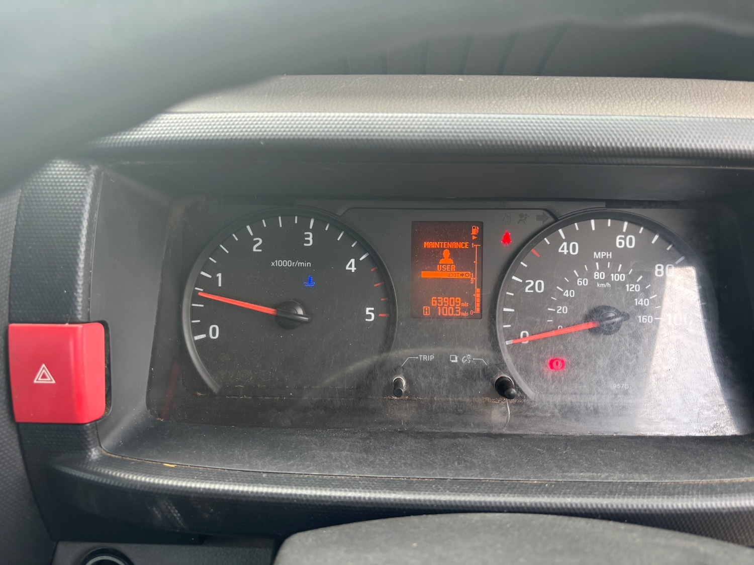 Used Nissan Cabstar 2015 for sale - 78064046: Photo 4