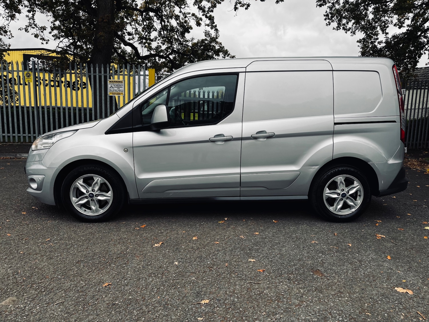 Used Ford Transit Connect 2016 for sale - 76413366: Photo 3