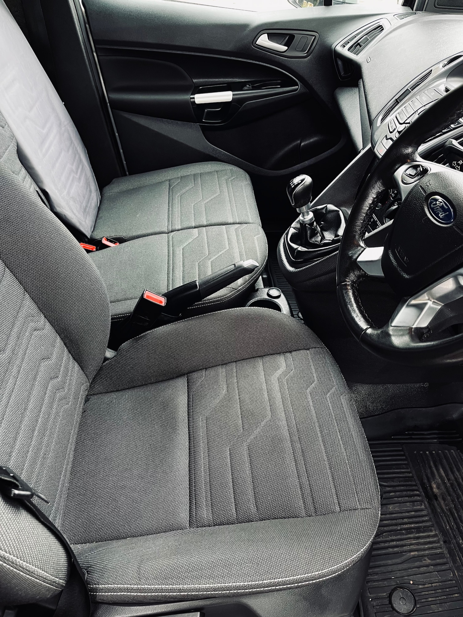 Used Ford Transit Connect 2016 for sale - 76413366: Photo 8