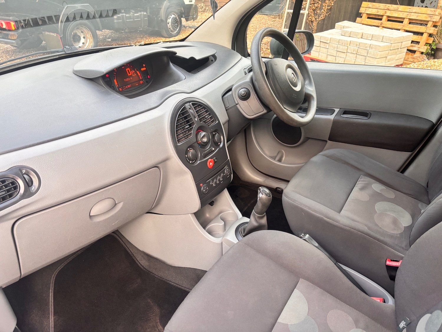 Used Renault Modus 2006 for sale - 76133798: Photo 2