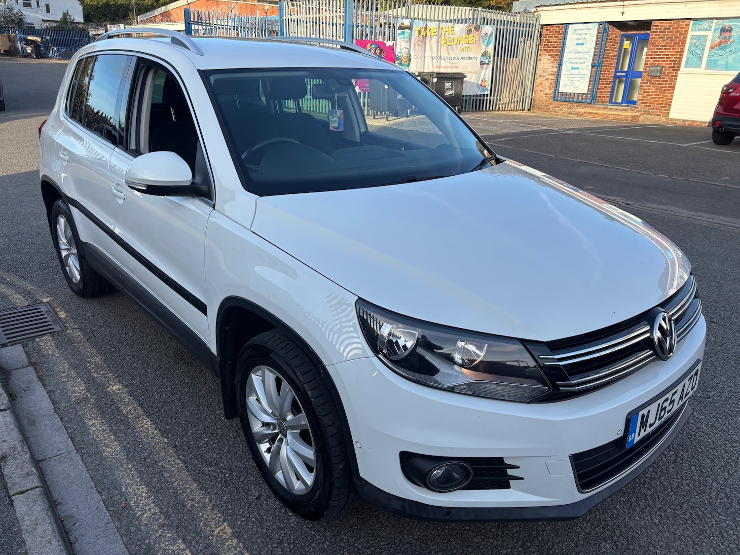 Used Volkswagen Tiguan 2015 for sale - 76391407: Photo 1