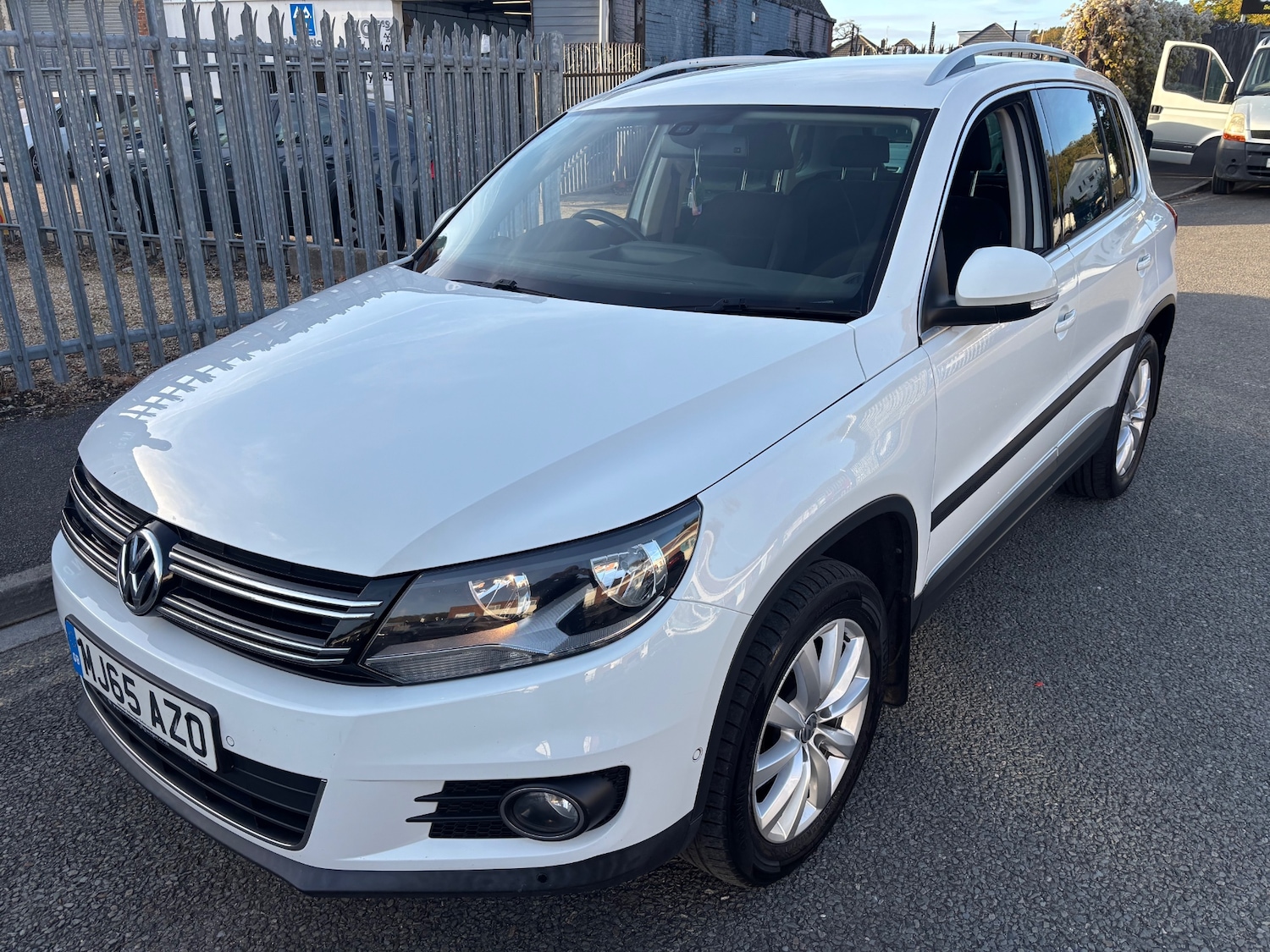 Used Volkswagen Tiguan 2015 for sale - 76391407: Photo 6