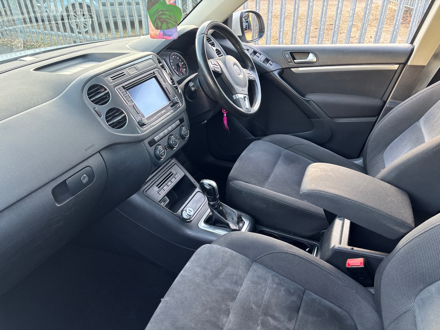 Used Volkswagen Tiguan 2015 for sale - 76391407: Photo 7