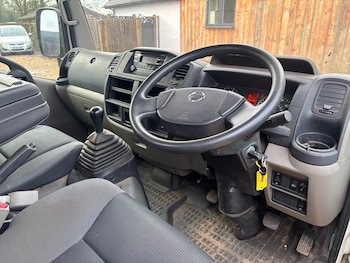 Used Nissan Cabstar 2016 for sale - 77392334: Photo