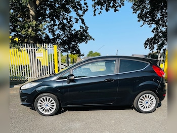Used Ford Fiesta 2014 for sale - 79272362: Photo