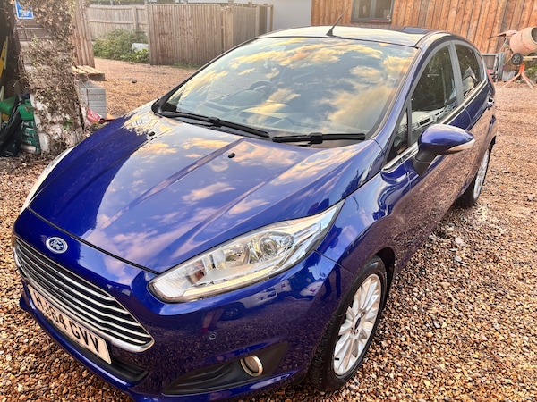 Used Ford Fiesta 2014 for sale - 76058245: Photo 1