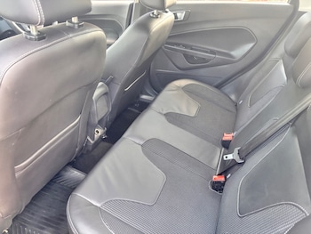 Used Ford Fiesta 2014 for sale - 76058245: Photo 3