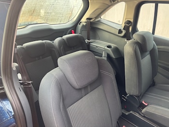 Used Ford Grand C-Max 2011 for sale - 76411845: Photo