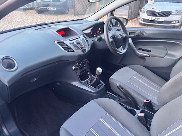Used Ford Fiesta 2009 for sale - 75638246: Photo 2