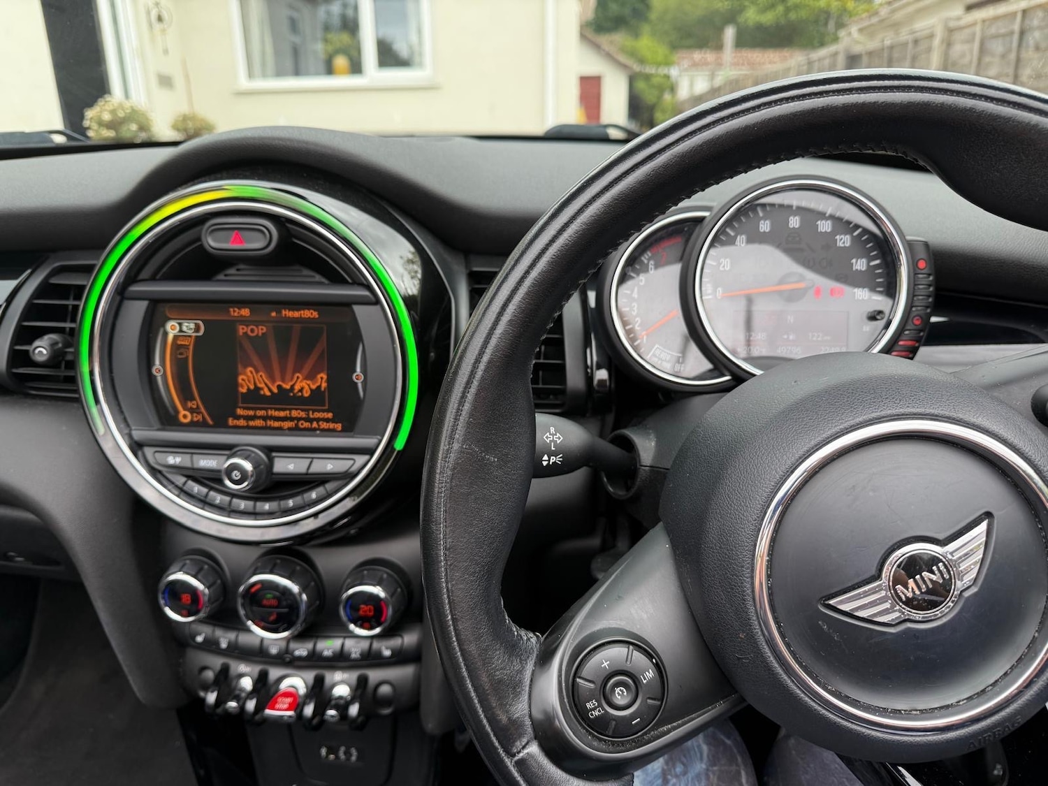 Used MINI Convertible 2018 for sale - 76391422: Photo 2