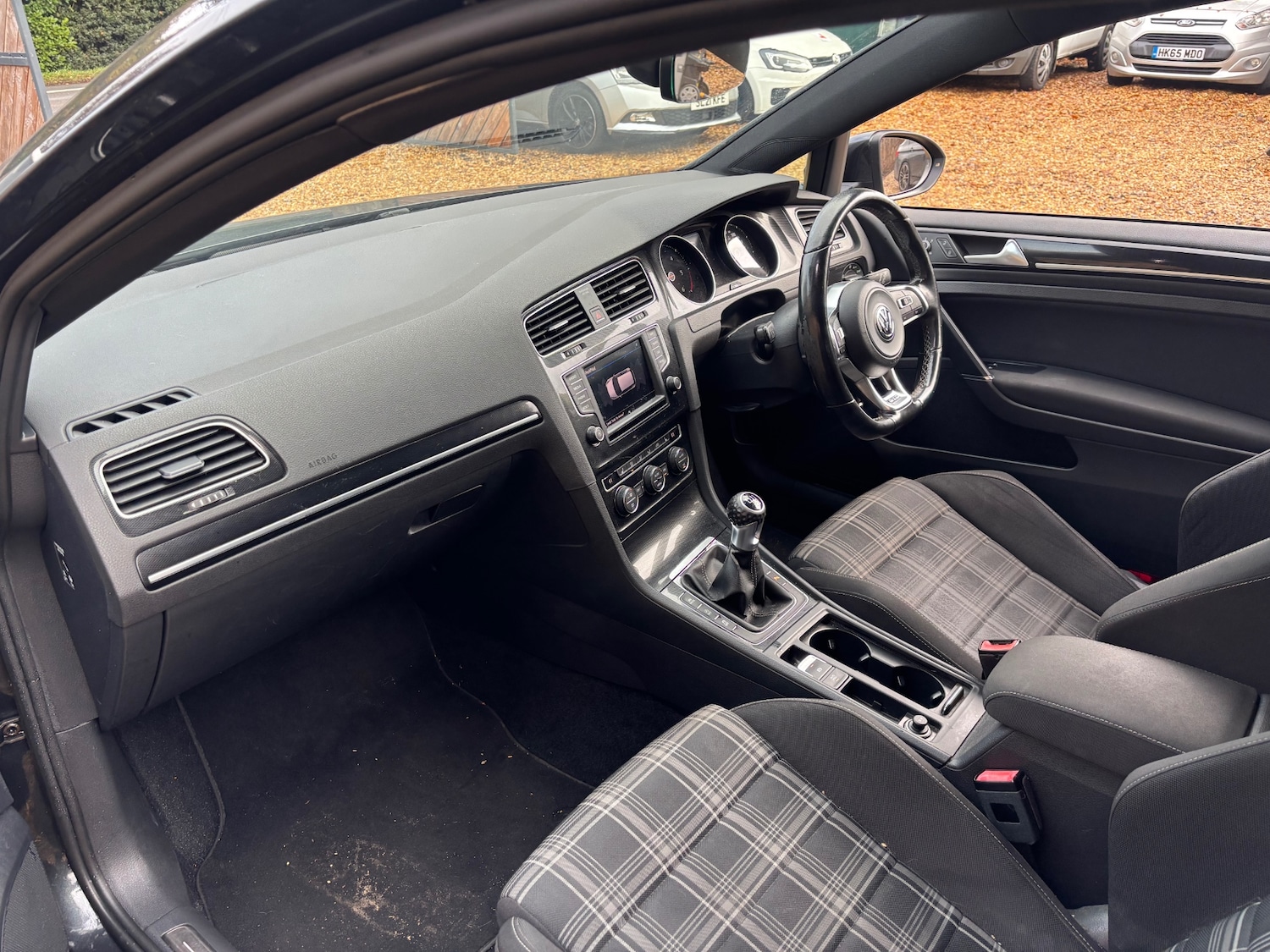 Used Volkswagen Golf 2016 for sale - 76588676: Photo 5