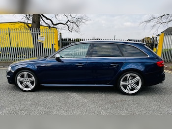 Used Audi A4 2013 for sale - 77729606: Photo